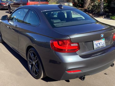 Used 2016 BMW M235i Coupe image 12