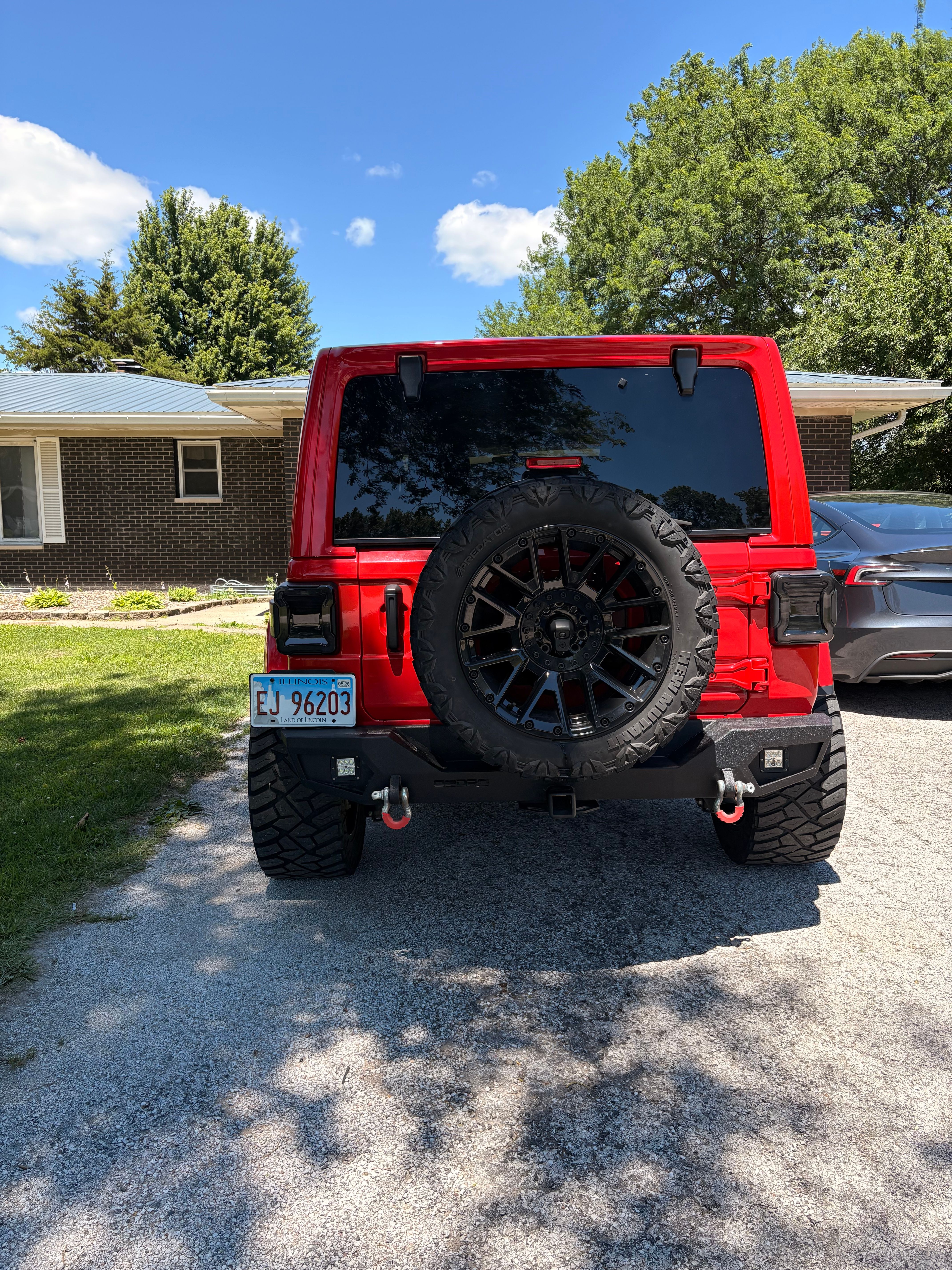 Used 2021 Jeep Wrangler Unlimited Sahara w/ Uconnect 4C Nav & Sound Group AWD/4WD image 6