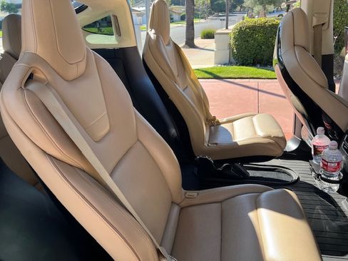 Used 2016 Tesla Model X Performance image 5