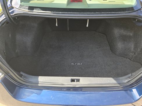 Used 2011 Nissan Altima 2.5 SL w/ 2.5SL Pkg image 5