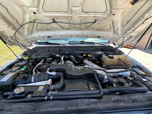 Used 2012 Ford F550 2WD Crew Cab Super Duty w/ Payload Upgrade Pkg image 2