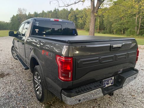 Used 2017 Ford F150 XLT w/ Equipment Group 302A Luxury image 9