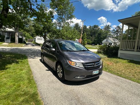 Used 2015 Honda Odyssey EX image 6