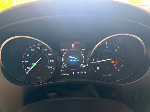 Used 2017 Jaguar F-PACE Premium AWD/4WD image 8