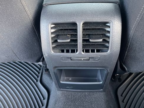 Used 2013 Volkswagen Golf TDI FWD image 10