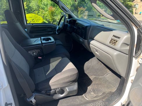 Used 2003 Ford F250 XLT AWD/4WD image 11