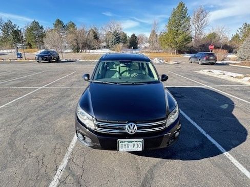 Used 2012 Volkswagen Tiguan SEL image 14