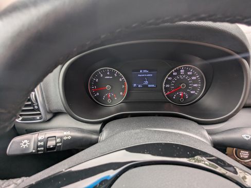 Used 2022 Kia Sportage EX w/ EX Technology Package image 6