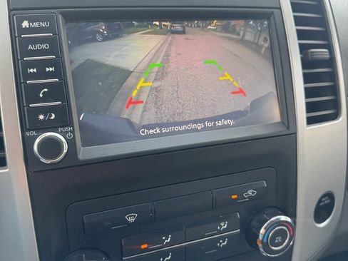 Used 2019 Nissan Frontier SV image 14