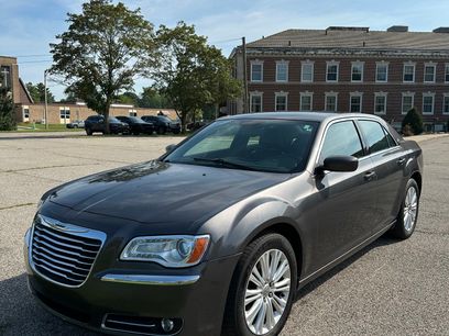 Used 2014 Chrysler 300 AWD w/ Driver Convenience Group