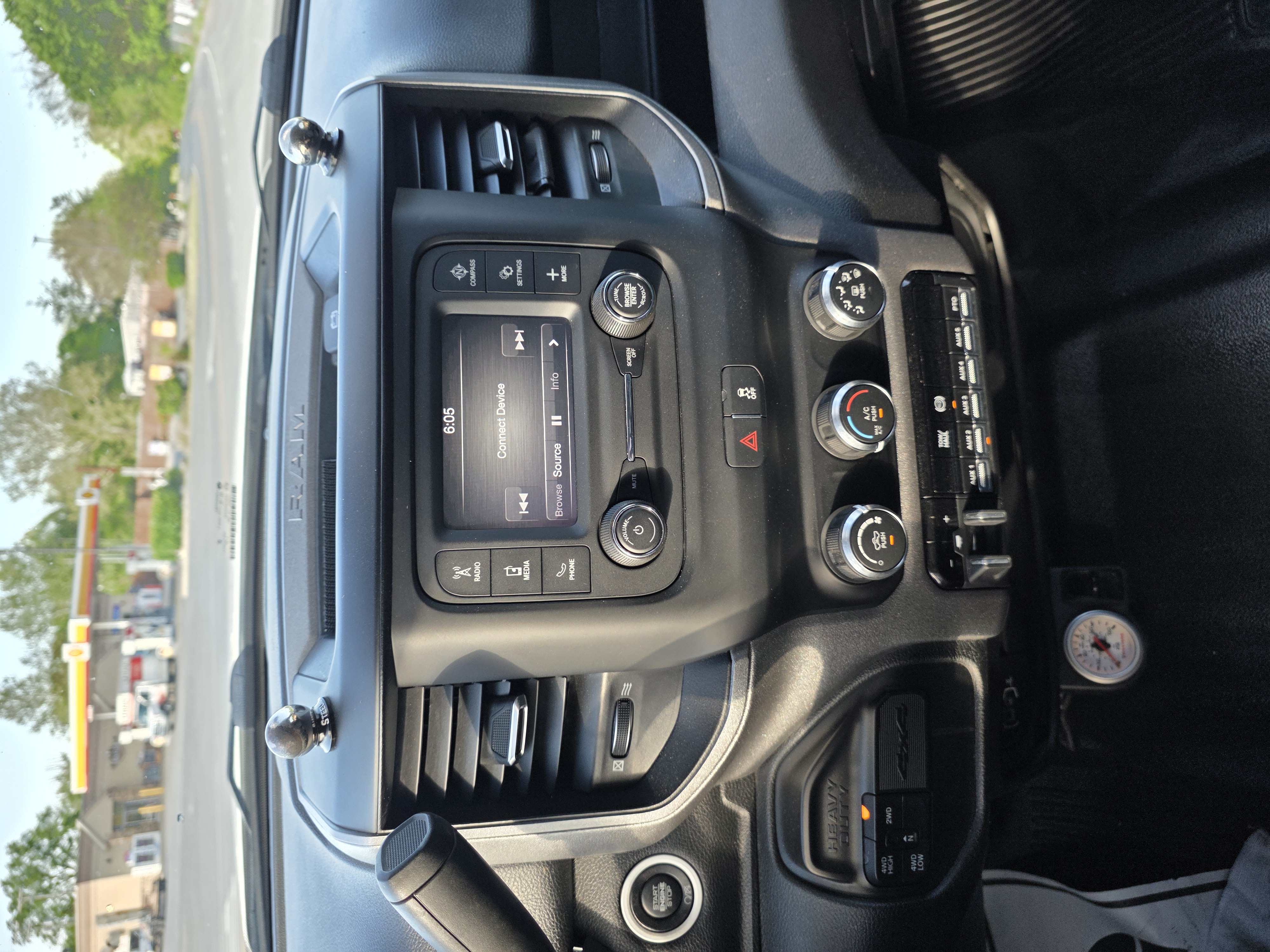 Used 2020 RAM 5500 Tradesman w/ Chrome Appearance Group AWD/4WD image 12