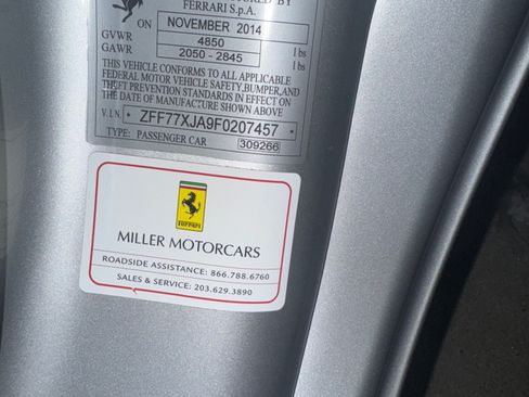 Used 2015 Ferrari California T image 29