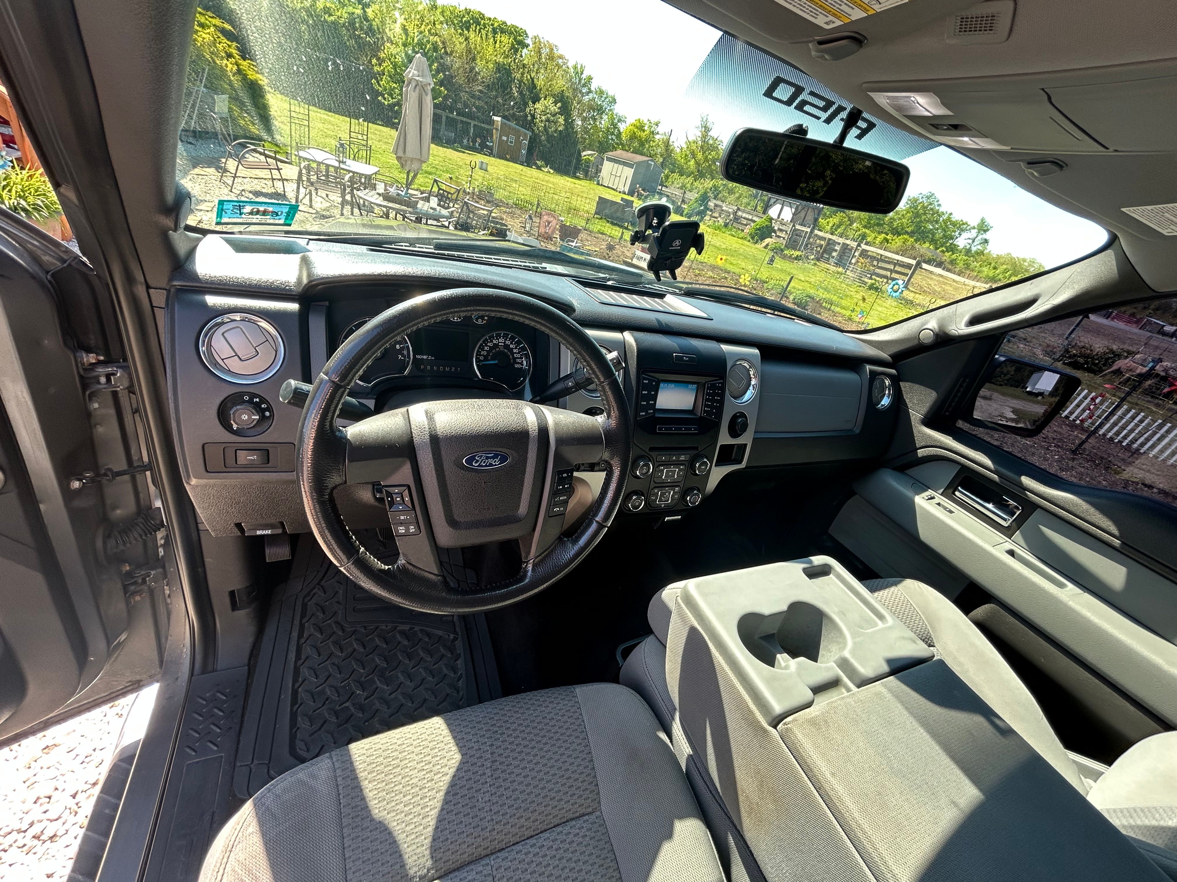 Used 2013 Ford F150 XLT w/ Luxury Equipment Group AWD/4WD image 6