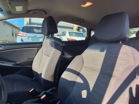 Used 2017 Hyundai Accent SE FWD image 11