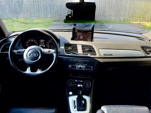 Used 2017 Audi Q3 2.0T Prestige image 6