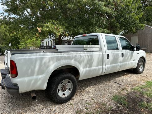 Used 2006 Ford F350 XL image 8