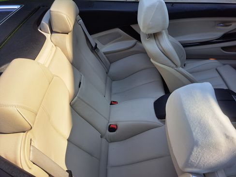 Used 2012 BMW 640i Convertible image 5