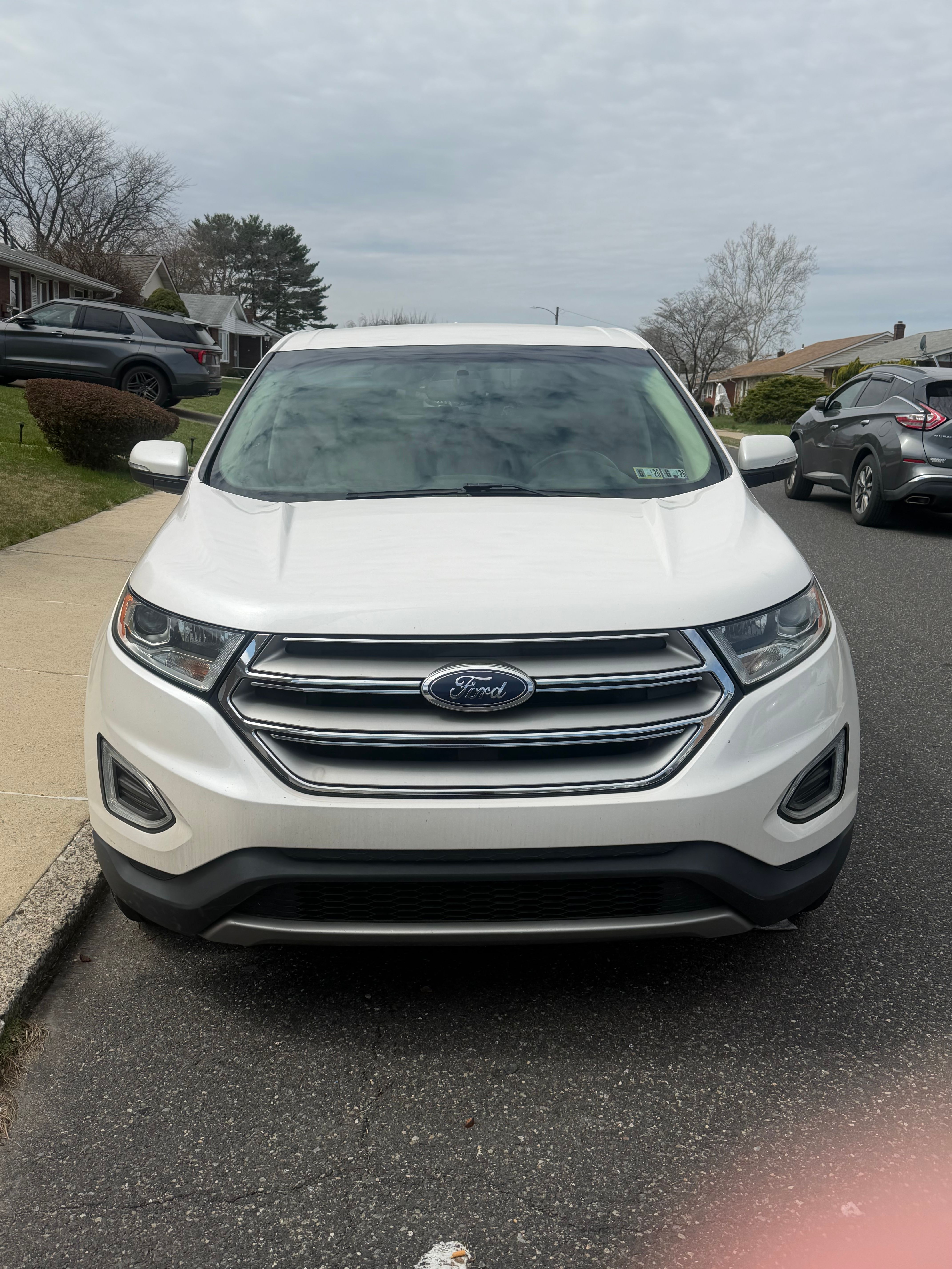 Used 2017 Ford Edge SEL w/ Equipment Group 201A AWD/4WD image 1