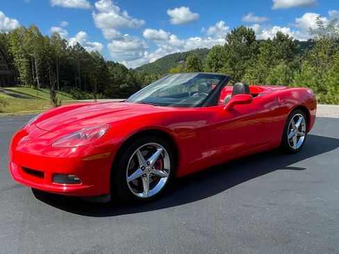 Used 2012 Chevrolet Corvette Convertible image 6