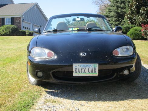 Used 1999 MAZDA MX-5 Miata RWD image 6