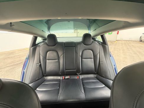 Used 2023 Tesla Model 3 Standard Range image 15