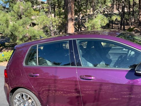 Used 2018 Volkswagen Golf 4-Door image 9