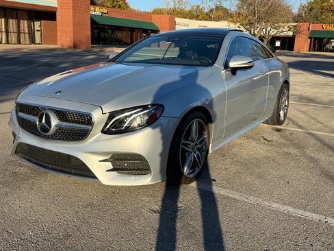 Used 2018 Mercedes-Benz E 400 Coupe image 1