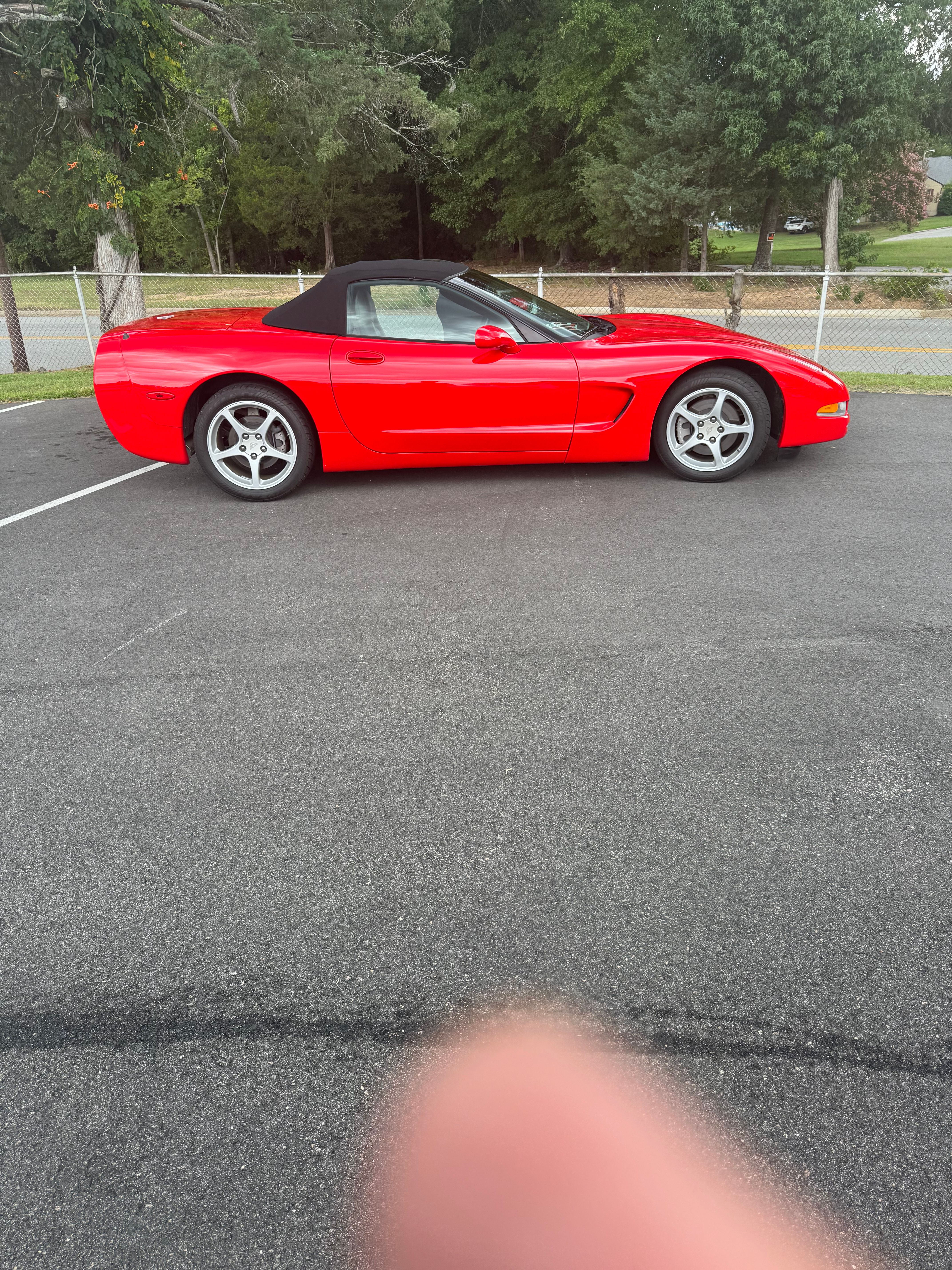 Used 2003 Chevrolet Corvette Convertible w/ Preferred Equipment Group1 RWD image 11