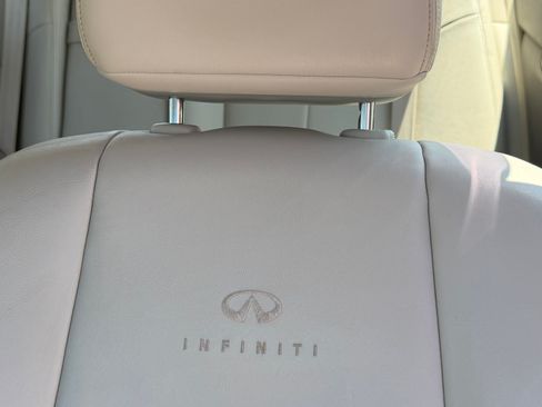 Used 2010 INFINITI G37 Journey w/ Premium Pkg RWD image 18