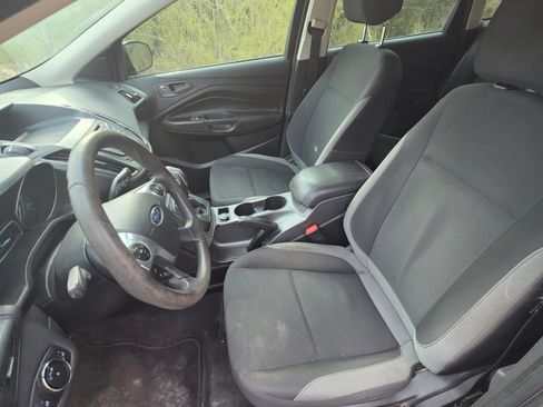 Used 2014 Ford Escape S image 10