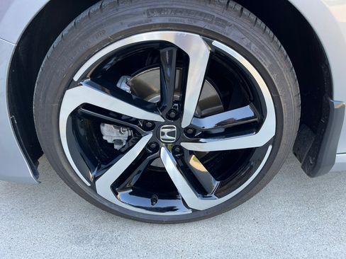 Used 2020 Honda Accord Sport image 18