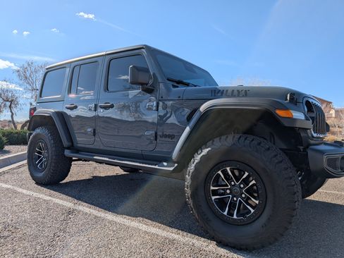 Used 2026 Jeep Wrangler Unlimited Sport image 15