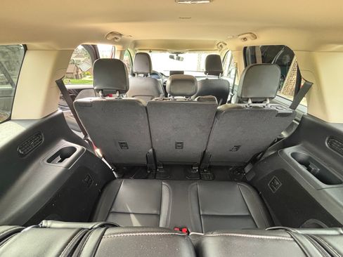 Used 2021 Lincoln Aviator AWD w/ Elements Package image 11