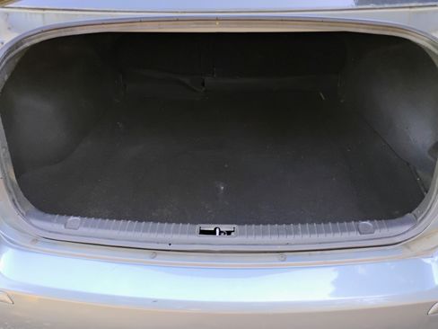 Used 2010 Hyundai Sonata GLS FWD image 11