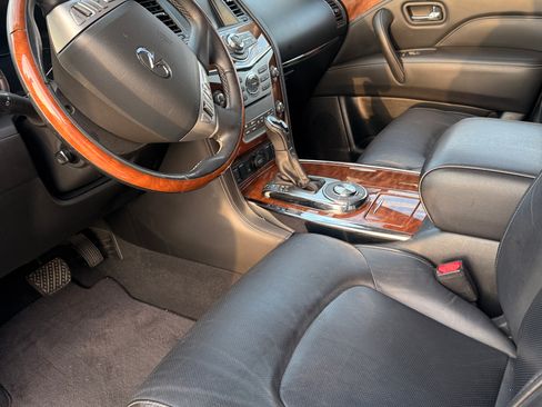 Used 2018 INFINITI QX80 2WD w/ Driver Assistance Package image 9