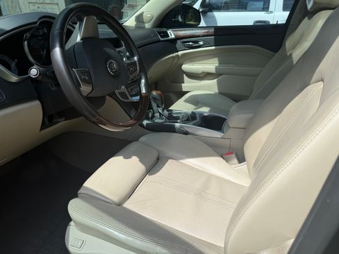 Used 2010 Cadillac SRX Performance image 17