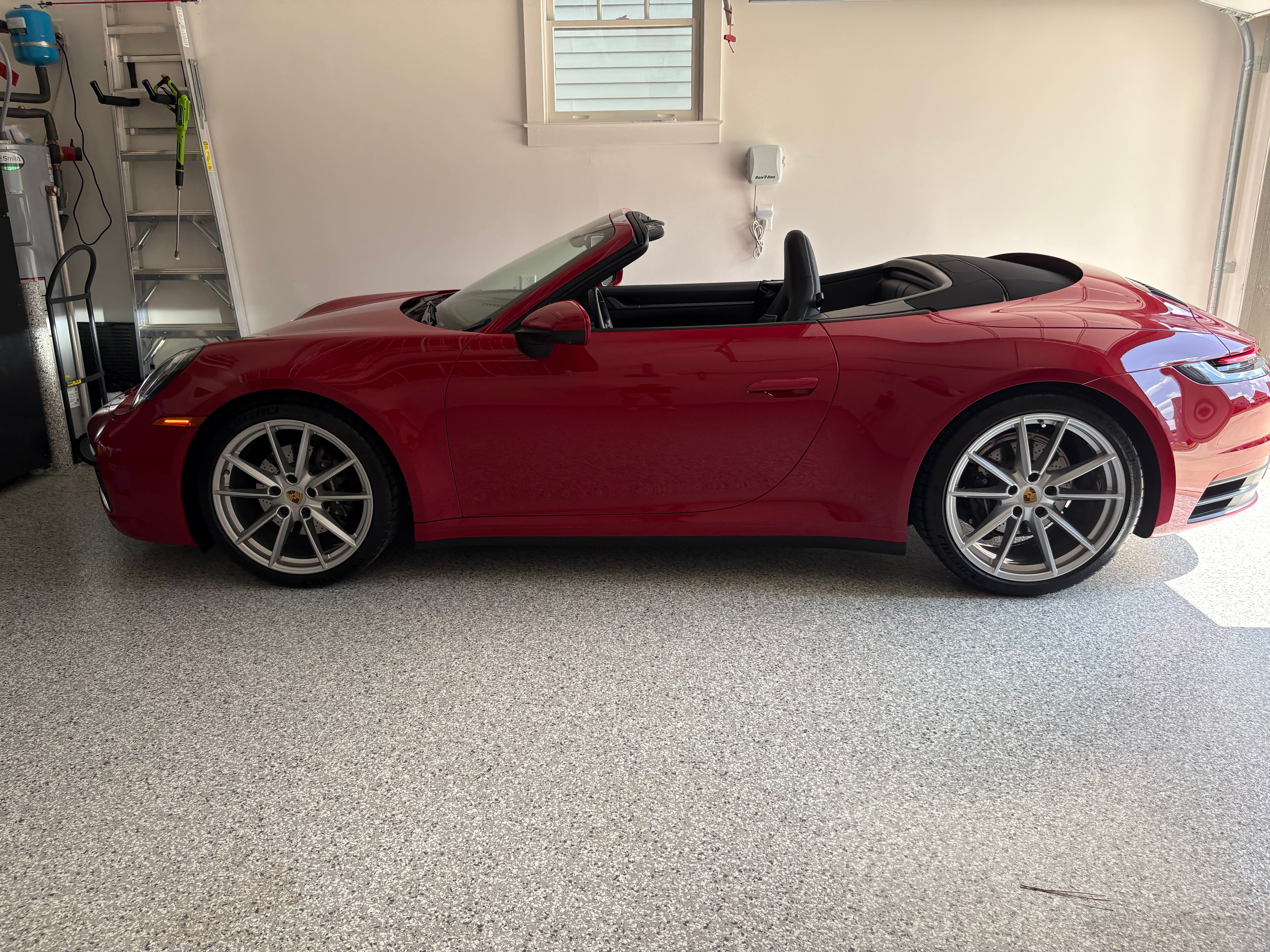 Used 2021 Porsche 911 Carrera image 2