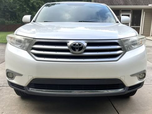 Used 2012 Toyota Highlander Limited image 1