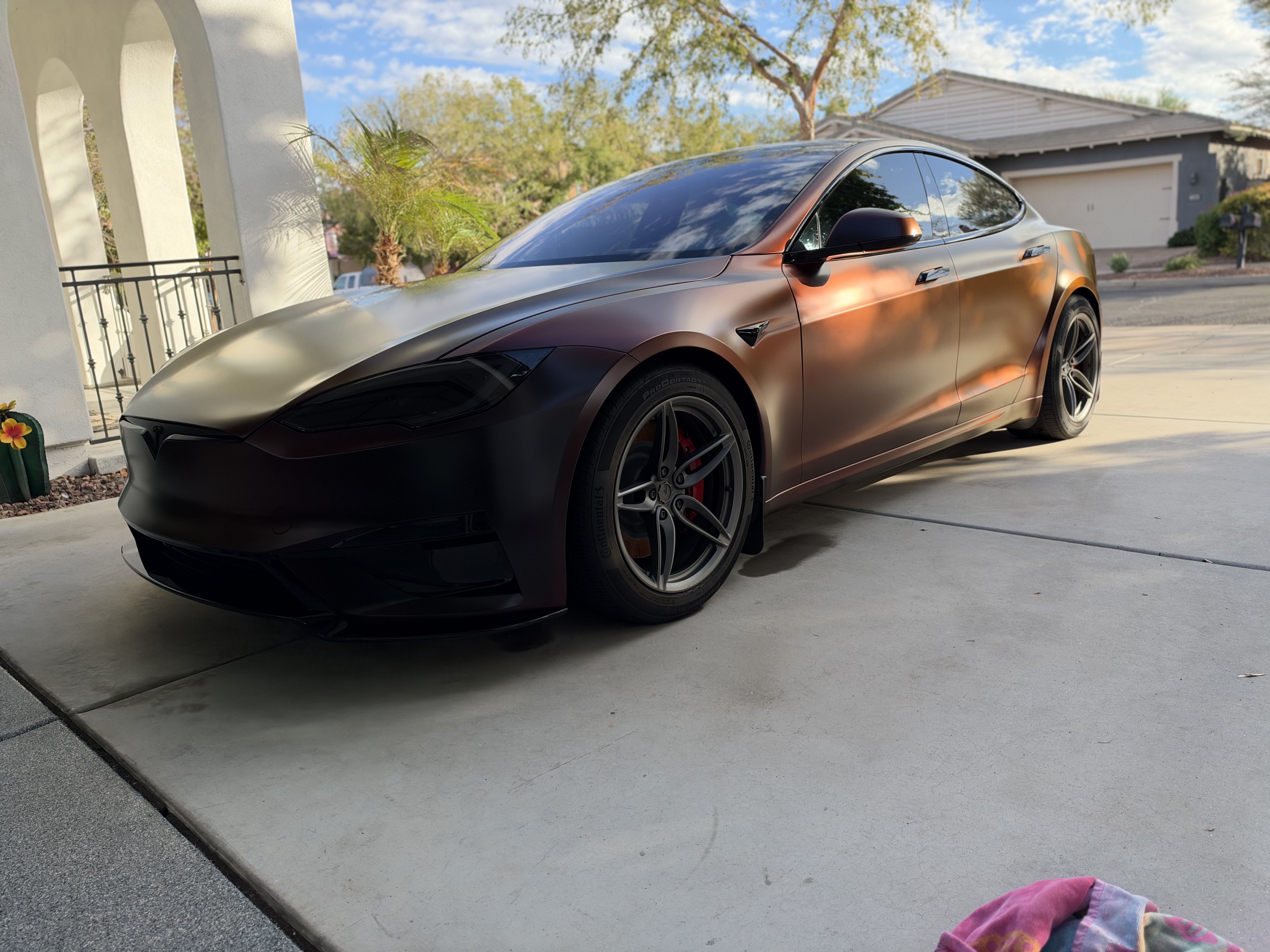 Used 2026 Tesla Model S Plaid AWD/4WD image 14