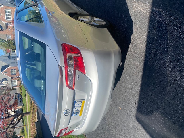 Used 2014 Toyota Camry SE w/ Moonroof Package FWD image 2