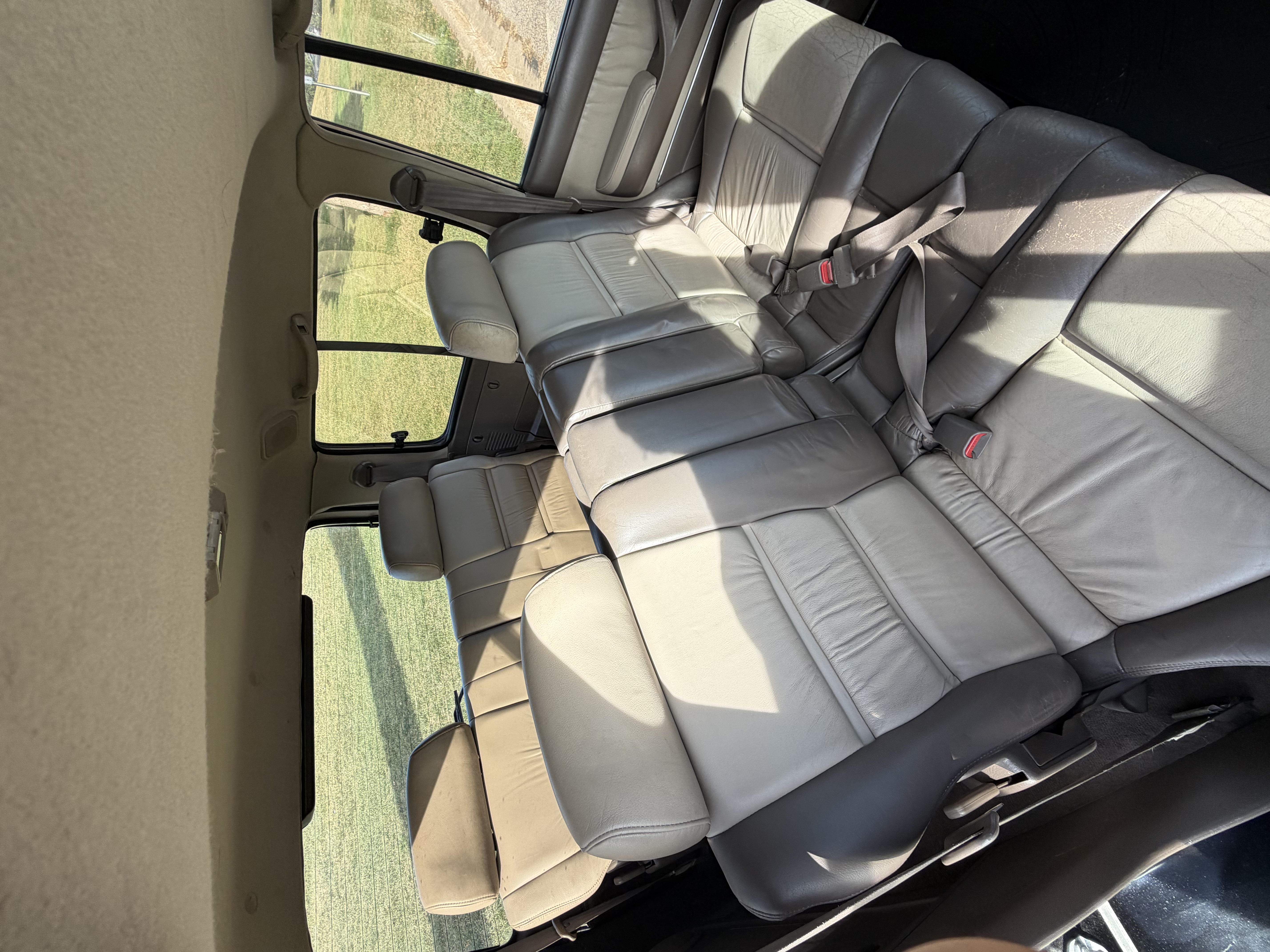Used 1997 Toyota Land Cruiser w/ Collector's Edition Pkg AWD/4WD image 12