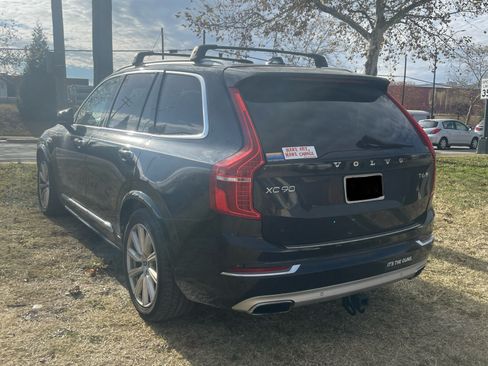 Used 2017 Volvo XC90 T6 Inscription w/ Vision Package image 5