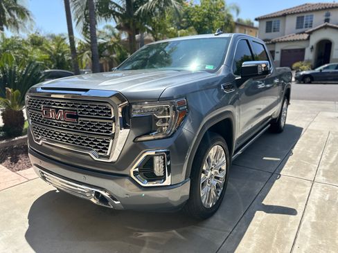 Used 2020 GMC Sierra 1500 Denali w/ Denali Ultimate Package AWD/4WD image 1