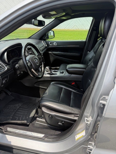 Used 2021 Jeep Grand Cherokee Limited w/ Luxury Group II AWD/4WD image 8