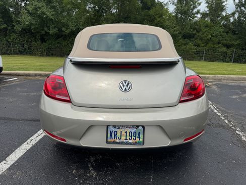 Used 2016 Volkswagen Beetle 1.8T S FWD image 11