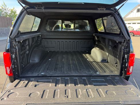 Used 2018 Ford F150 Lariat AWD/4WD image 12