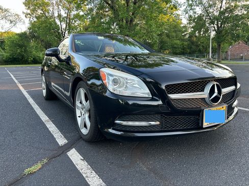 Used 2012 Mercedes-Benz SLK 250 image 9