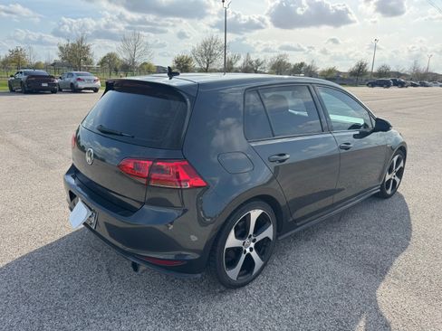 Used 2016 Volkswagen GTI SE w/ Lighting Package (SEL) FWD image 4