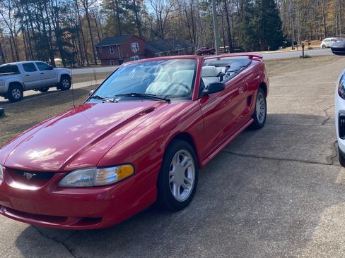 Used 1996 Ford Mustang GT image 2