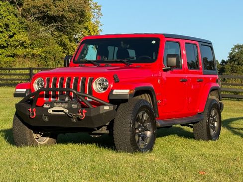 Used 2018 Jeep Wrangler Unlimited Sahara image 26
